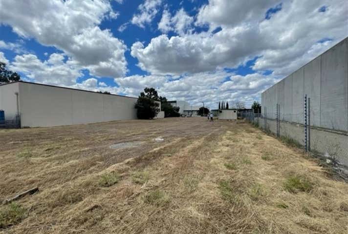 39 Magnet Road Canning Vale WA 6155 - Image 4