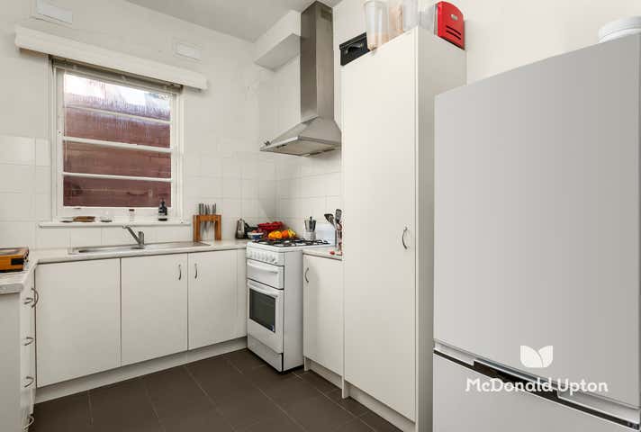 1-6, 3 Avoca Court Elwood VIC 3184 - Image 9