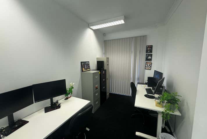 1/214 Mulgrave Road Westcourt QLD 4870 - Image 5