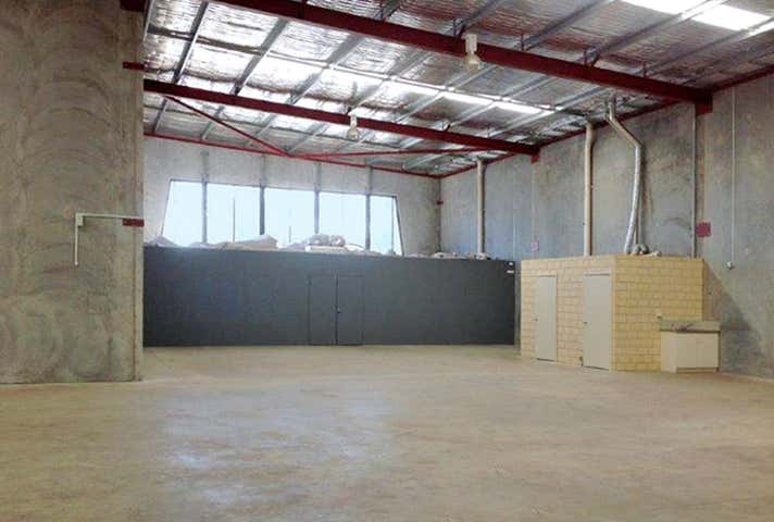 79 Furniss Road Landsdale WA 6065 - Image 13