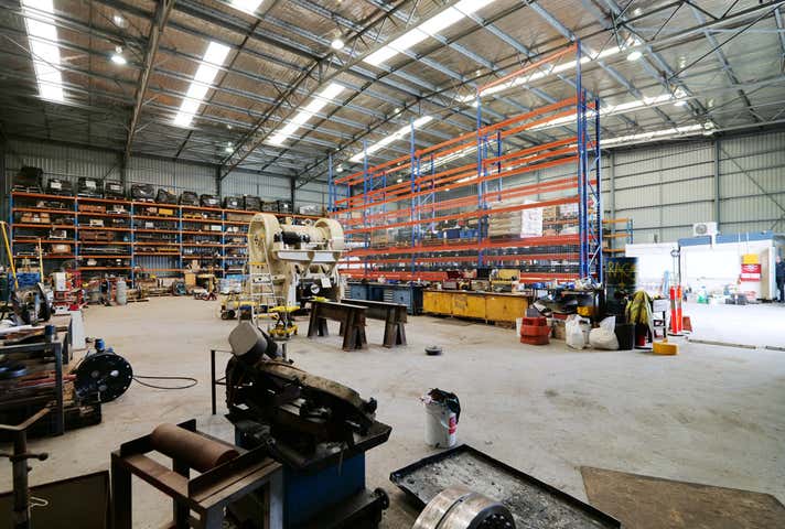 5 Baltic Court Maddington WA 6109 - Image 12