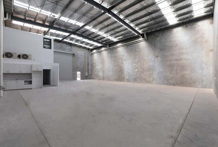 73 Auburn Avenue Sunshine North VIC 3020 - Image 2