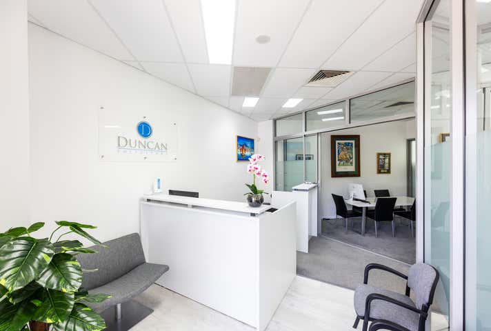 2/220 Varsity Parade Varsity Lakes QLD 4227 - Image 1