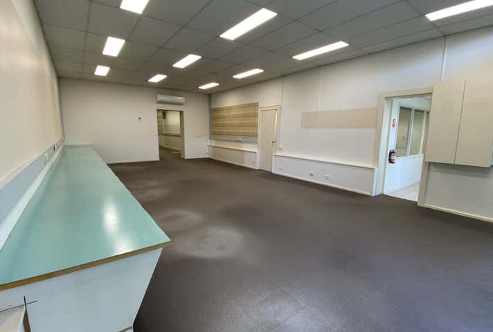 33-35 Martin Place Glen Waverley VIC 3150 - Image 2