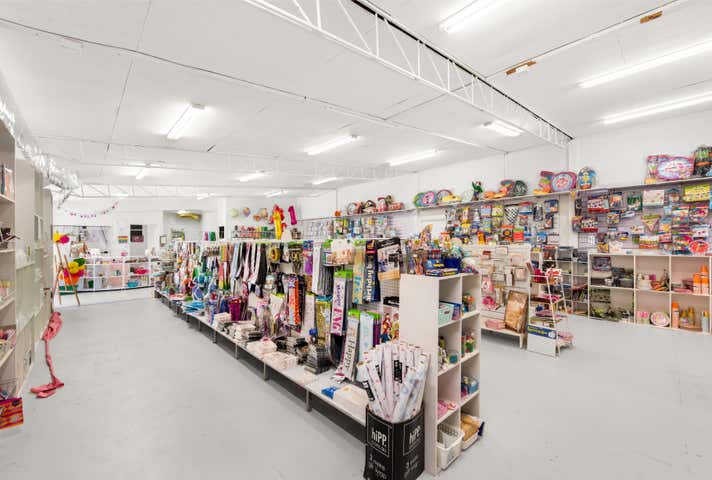 36 Brougham  Street Fairfield QLD 4103 - Image 9