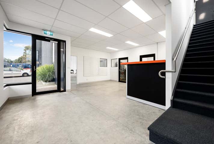 14, 96-106 Merrindale Drive Croydon VIC 3136 - Image 4