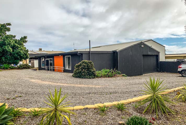 1/11 Walla Street Lonsdale SA 5160 - Image 2