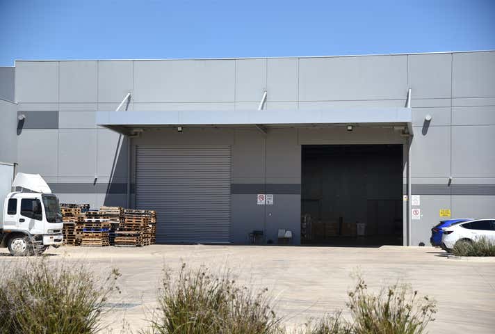 47 Pauljoseph Way Truganina VIC 3029 - Image 2