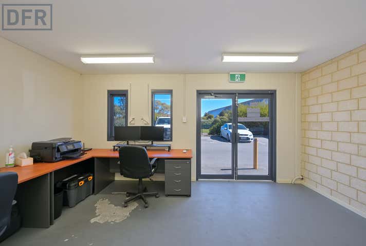 6/111 Mandurah Road Kwinana Beach WA 6167 - Image 6