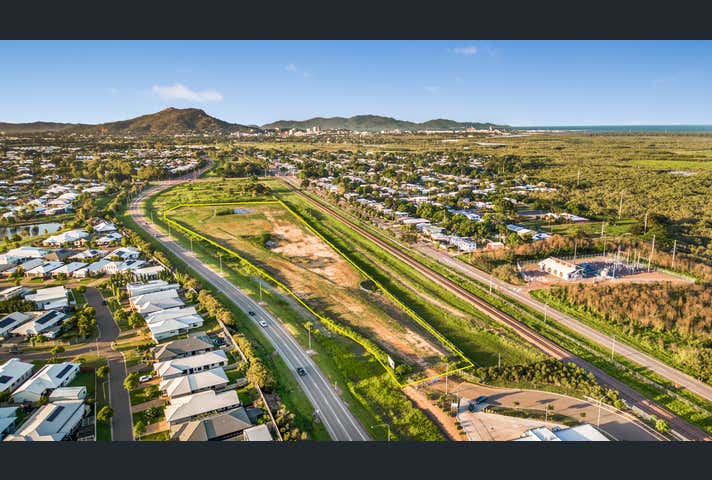 123 Lakeside Drive Idalia QLD 4811 - Image 2