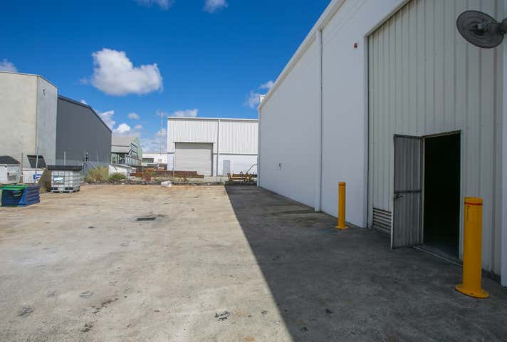 62 - 64 Wittenberg Drive Canning Vale WA 6155 - Image 16