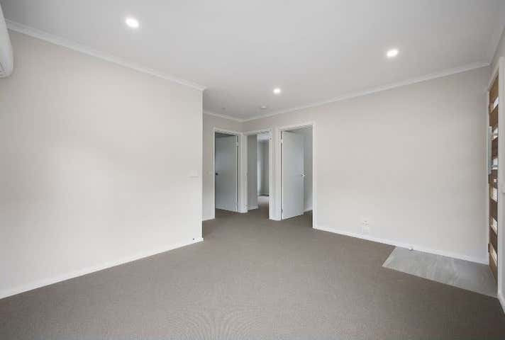 820 Main Road Eltham VIC 3095 - Image 11