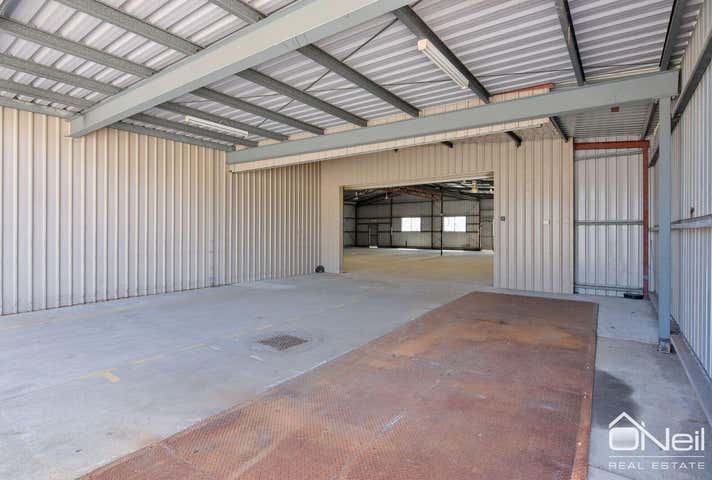 10 Brant Road Kelmscott WA 6111 - Image 11