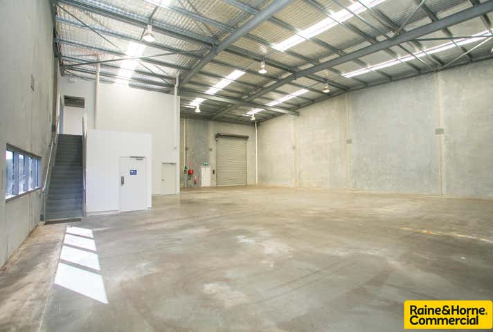 1 / 19 Niche Parade Wangara WA 6065 - Image 7