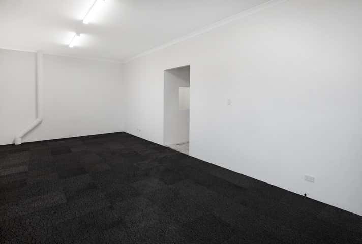 Unit A & B, 35 Tacoma Circuit Canning Vale WA 6155 - Image 16