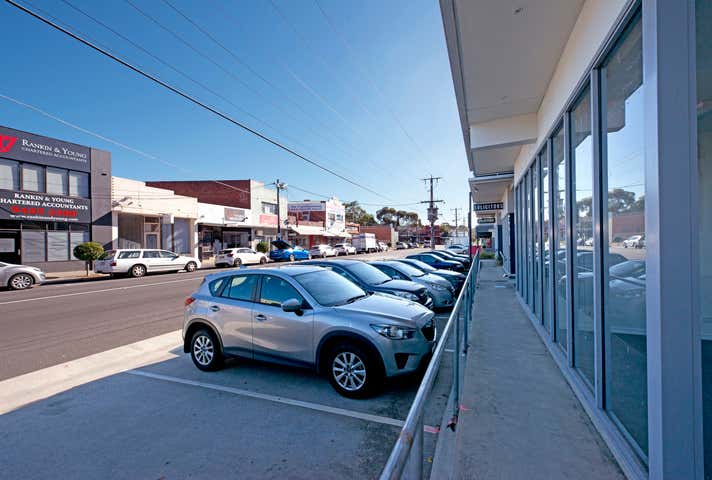 30 Beetham Parade Rosanna VIC 3084 - Image 2