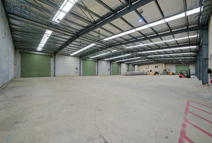 49 Howson Way Bibra Lake WA 6163 - Image 13