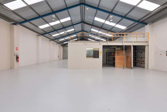 2/2 Pratt Court Maddington WA 6109 - Image 6