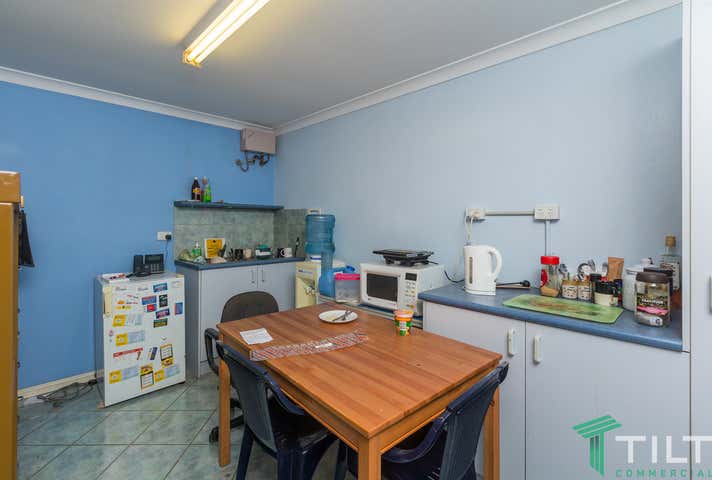 4/9 McCamey Avenue East Rockingham WA 6168 - Image 14