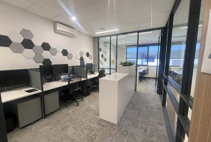 Unit 6, 2 Pitt Way Booragoon WA 6154 - Image 12