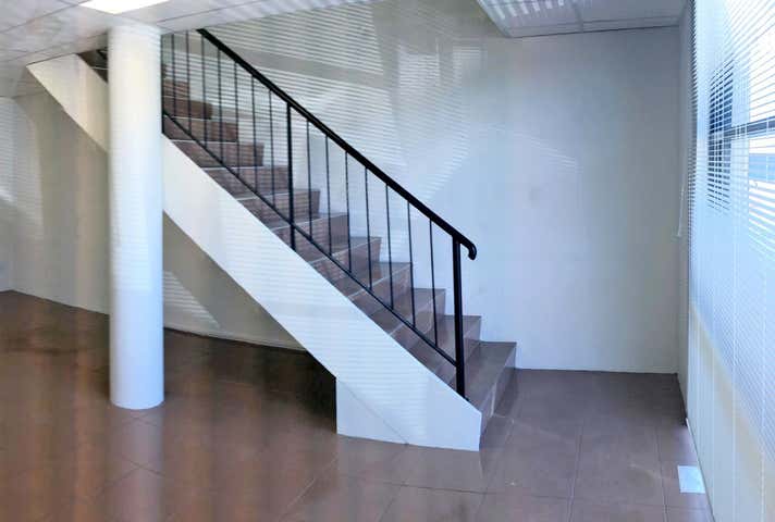 Unit 2, 50 Mordaunt Circuit Canning Vale WA 6155 - Image 5