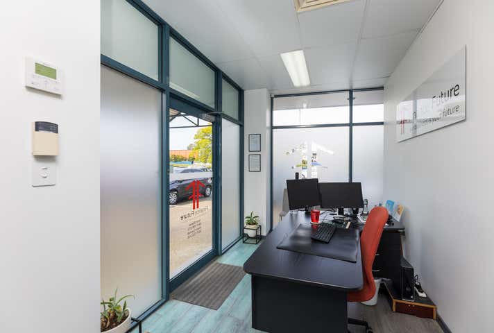 7/2 Executive Drive Burleigh Waters QLD 4220 - Image 5