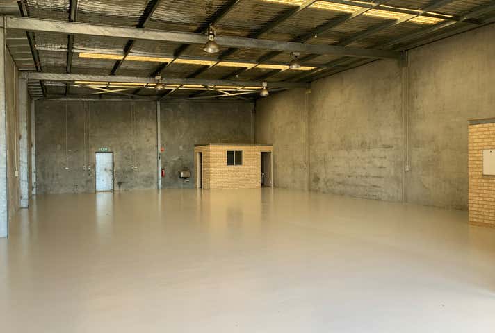 1/14 Parkinson Lane Kardinya WA 6163 - Image 4