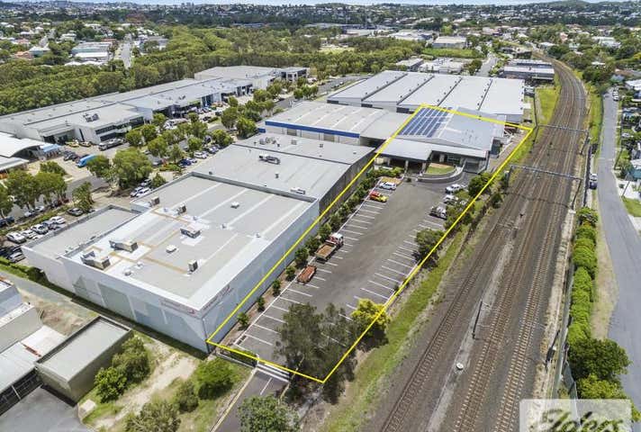 37 Turbo Drive Coorparoo QLD 4151 - Image 8