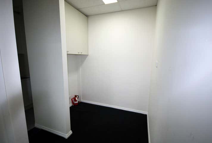 5/378 Glenhuntly Road (AKA 1A Carre St) Elsternwick VIC 3185 - Image 9