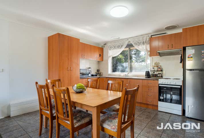 282 Carrick Drive Gladstone Park VIC 3043 - Image 10