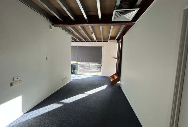 1/3 Southern Cross Circuit Urangan QLD 4655 - Image 4