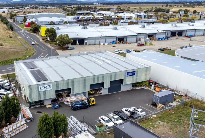 2/6 Loongana Court Cambridge TAS 7170 - Image 20