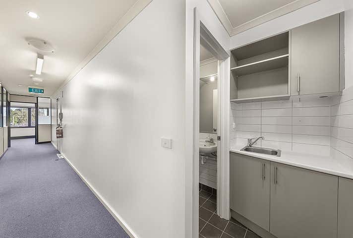 2/11 Dunearn Road Dandenong North VIC 3175 - Image 8