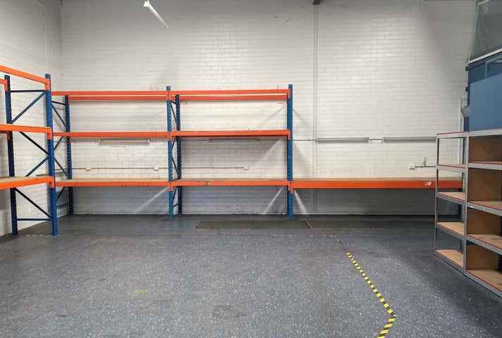 4/5 Aldous Place Booragoon WA 6154 - Image 5