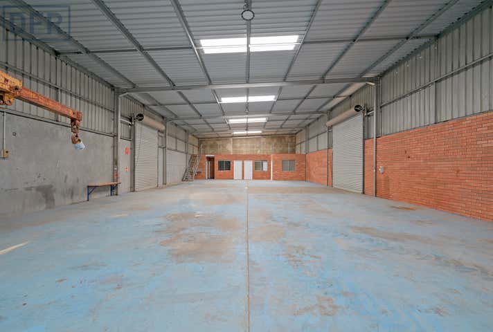 4/35 Cooper Road Cockburn Central WA 6164 - Image 10