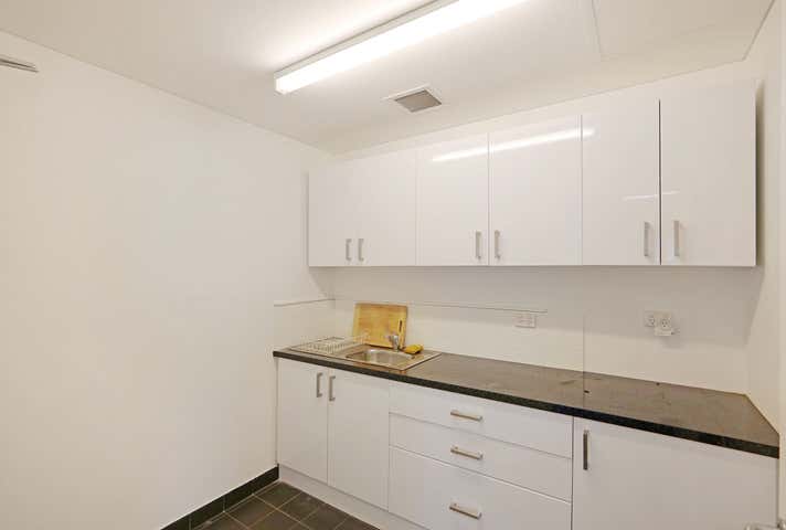 2/12 Cowcher Place Belmont WA 6104 - Image 10