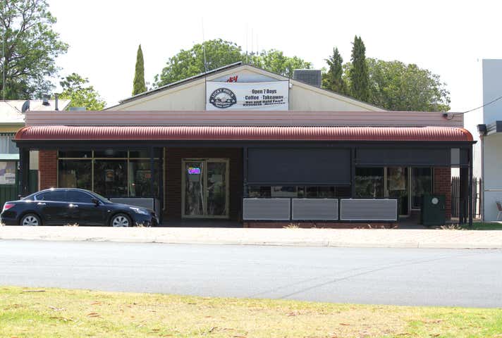 53-55 Murray Street Tooleybuc NSW 2736 - Image 2