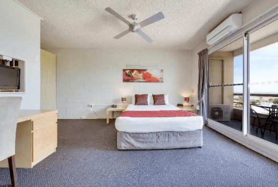 Camelot Motel, 19 Agnes Street South Gladstone QLD 4680 - Image 11