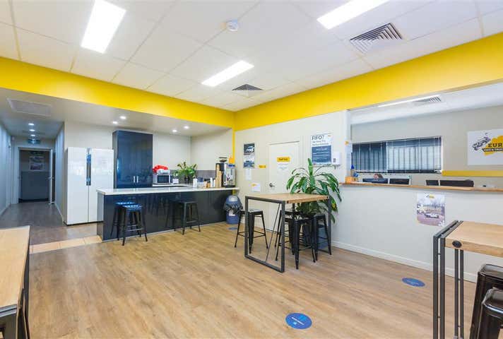 19 Stanhope Gardens Midvale WA 6056 - Image 9