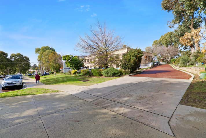 4/64 Arnisdale Road Duncraig WA 6023 - Image 15