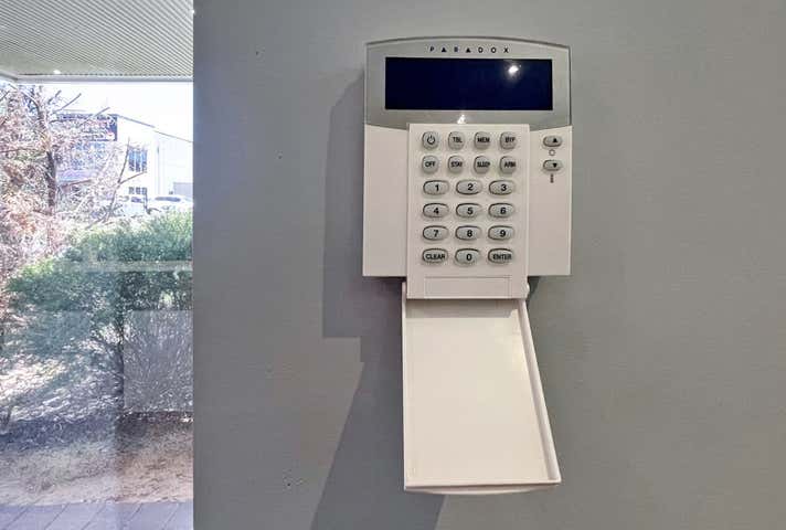 Unit 1, 14 Kalinga Way Landsdale WA 6065 - Image 16