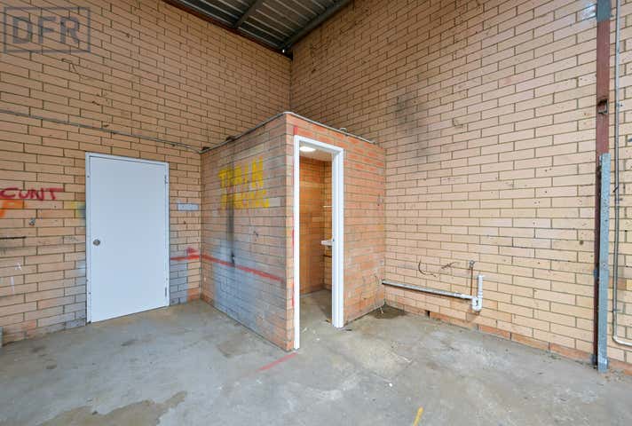 4/1 Crompton Road Rockingham WA 6168 - Image 28