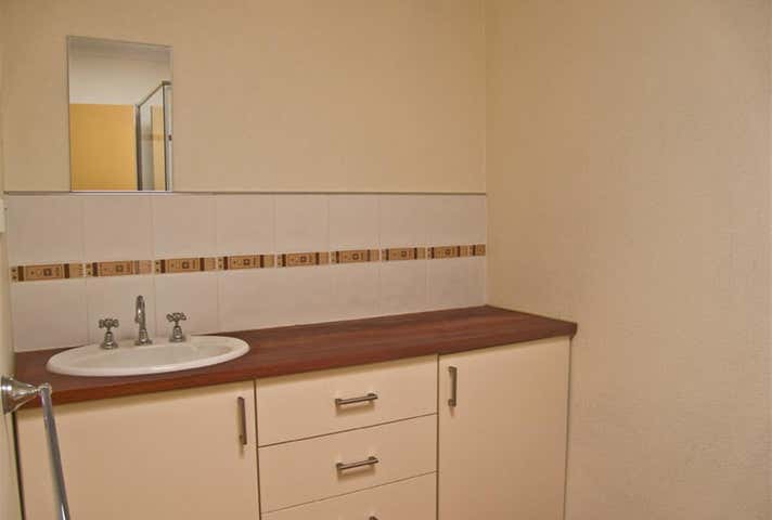 325-327 Sheridan Street Cairns North QLD 4870 - Image 27