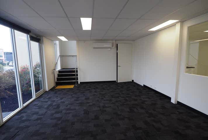 6 Kalinga Way Landsdale WA 6065 - Image 7