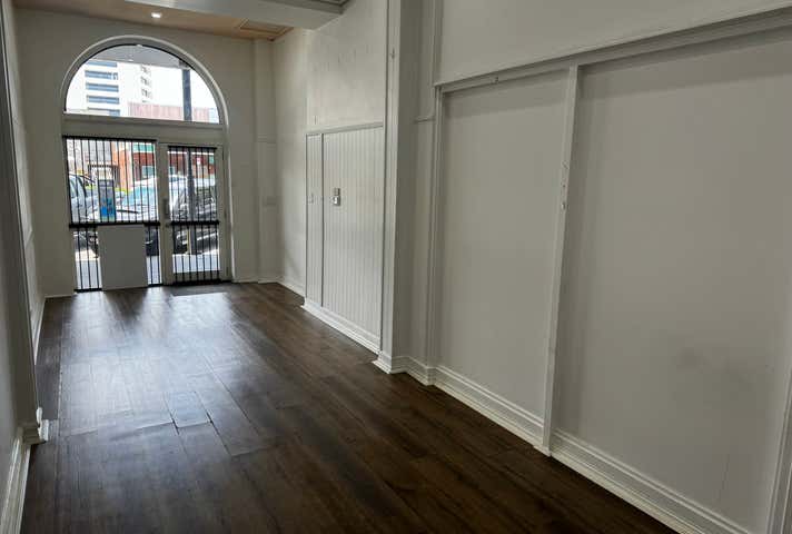 5C/22 Spence Street Cairns City QLD 4870 - Image 3