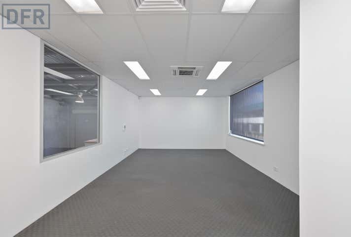 1/17 Caloundra Road Clarkson WA 6030 - Image 12