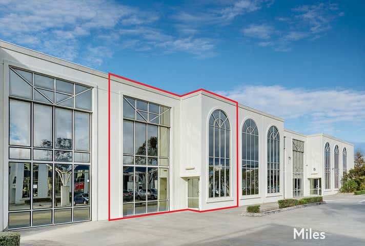 3/18-20 Redland Drive Mitcham VIC 3132 - Image 1