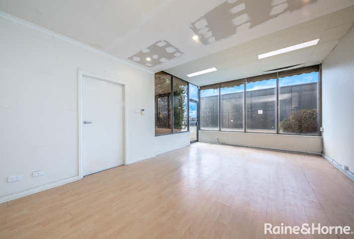 2/8 Ladd Road New Gisborne VIC 3438 - Image 5