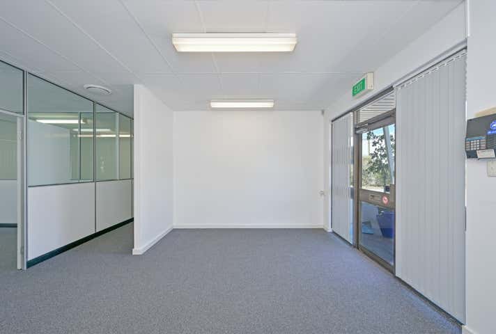 7 Fairbrother Street Belmont WA 6104 - Image 6