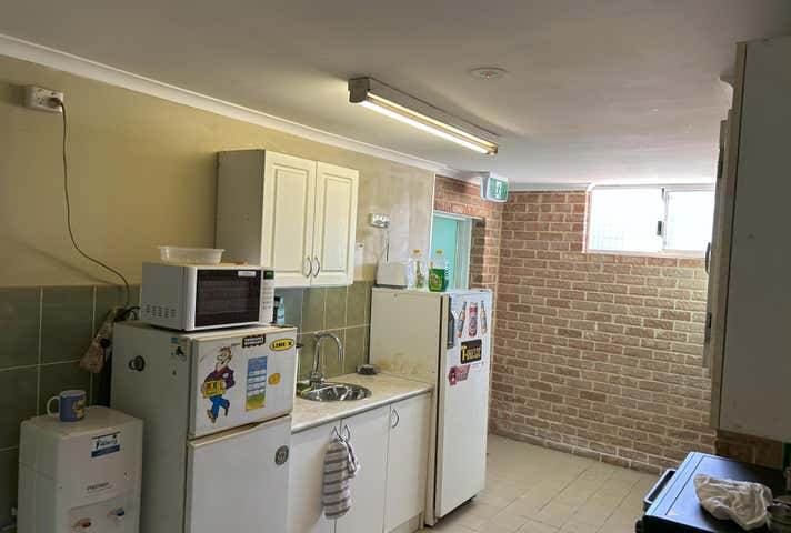 1/37 Gillam Drive Kelmscott WA 6111 - Image 14